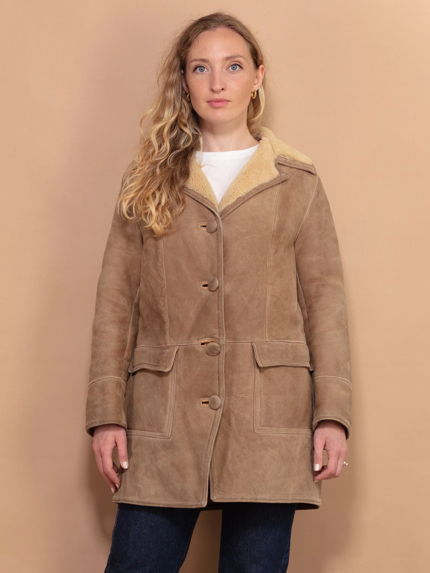 Vintage 70's Women Shearling Coat In Beige 1 Vintage 70's Women Shearling Coat In Beige