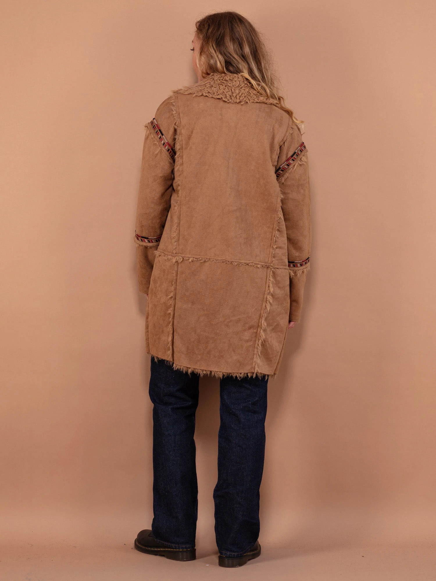 Vintage 00's Faux Sheepskin Coat In Beige 2 Vintage 00's Faux Sheepskin Coat In Beige - Image 2