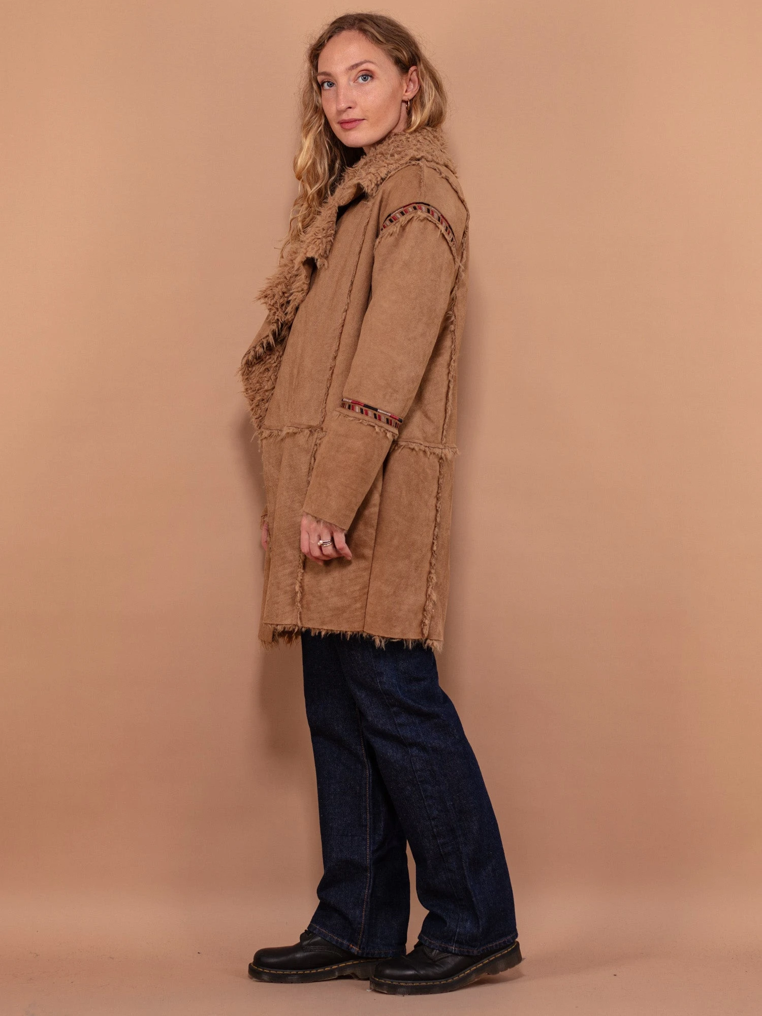 Vintage 00's Faux Sheepskin Coat In Beige 3 Vintage 00's Faux Sheepskin Coat In Beige - Image 3