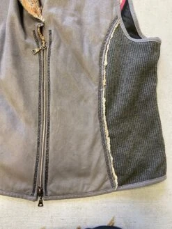 Vintage 00's Women Fleece Sherpa Vest In Gray -Northern Grip IMG 1068
