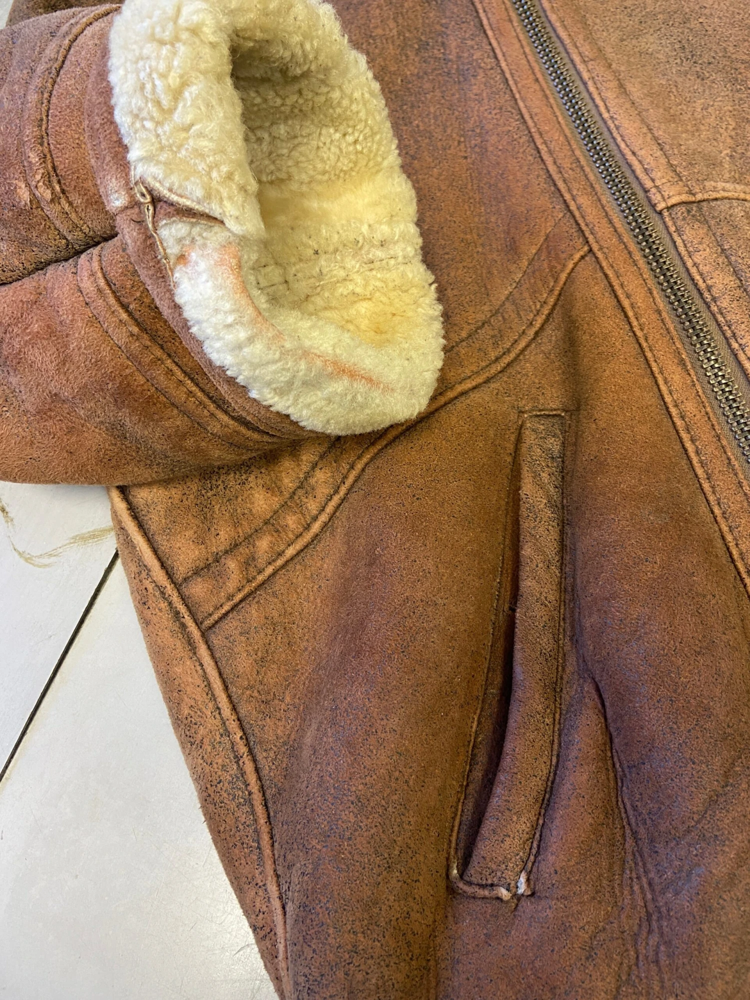 Vintage 90's Men Sheepskin Jacket In Brown 6 Vintage 90's Men Sheepskin Jacket In Brown - Image 6