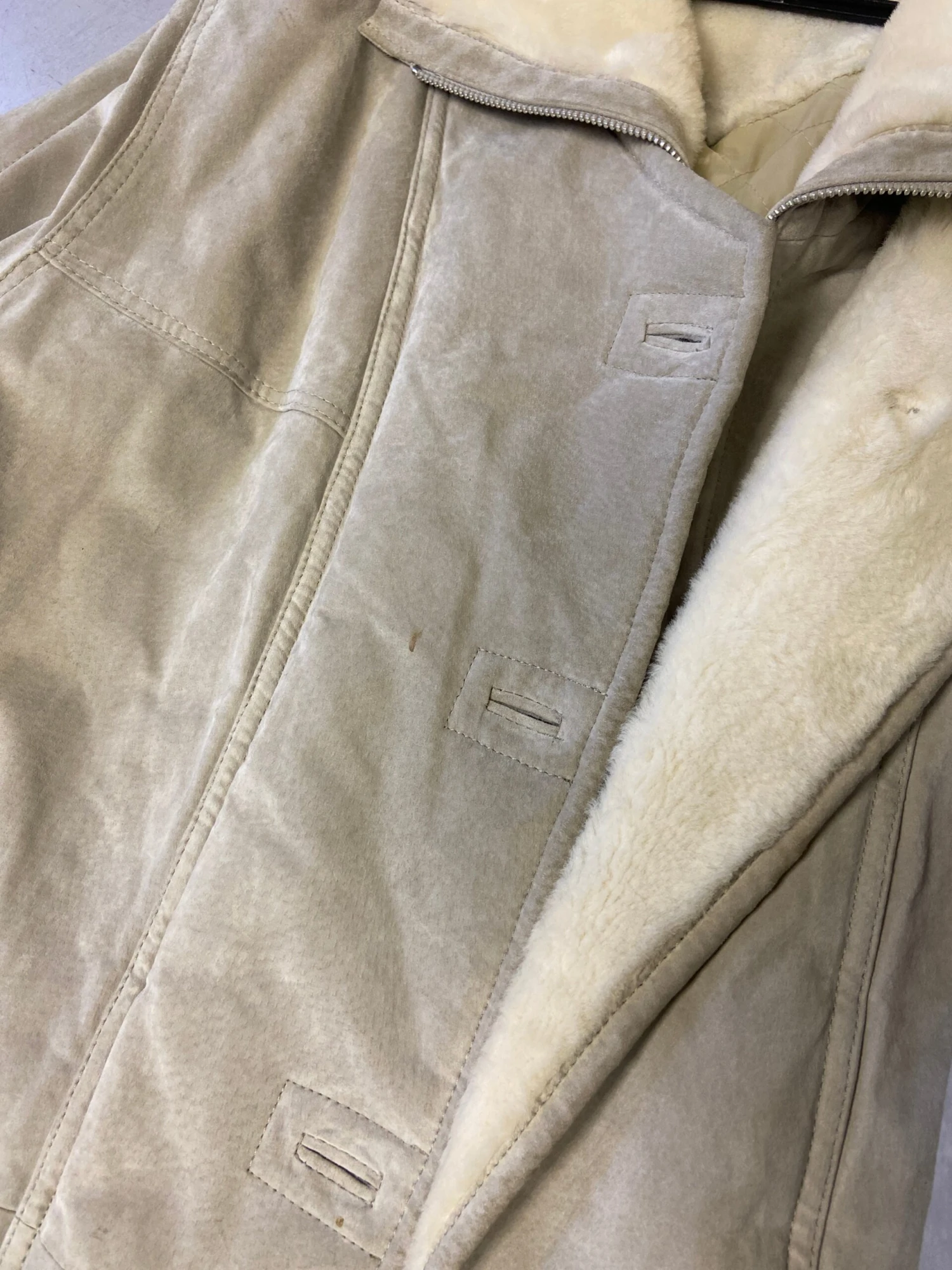 Vintage 90's Women Suede Sherpa Coat In Gray 6 Vintage 90's Women Suede Sherpa Coat In Gray - Image 6