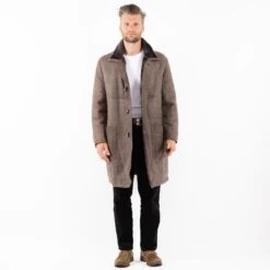 Vintage 80's Men Sheepskin Coat In Gray -Northern Grip Square 0016 6dae5ecd 9e19 4de2 a0b0 1990bb02af3e