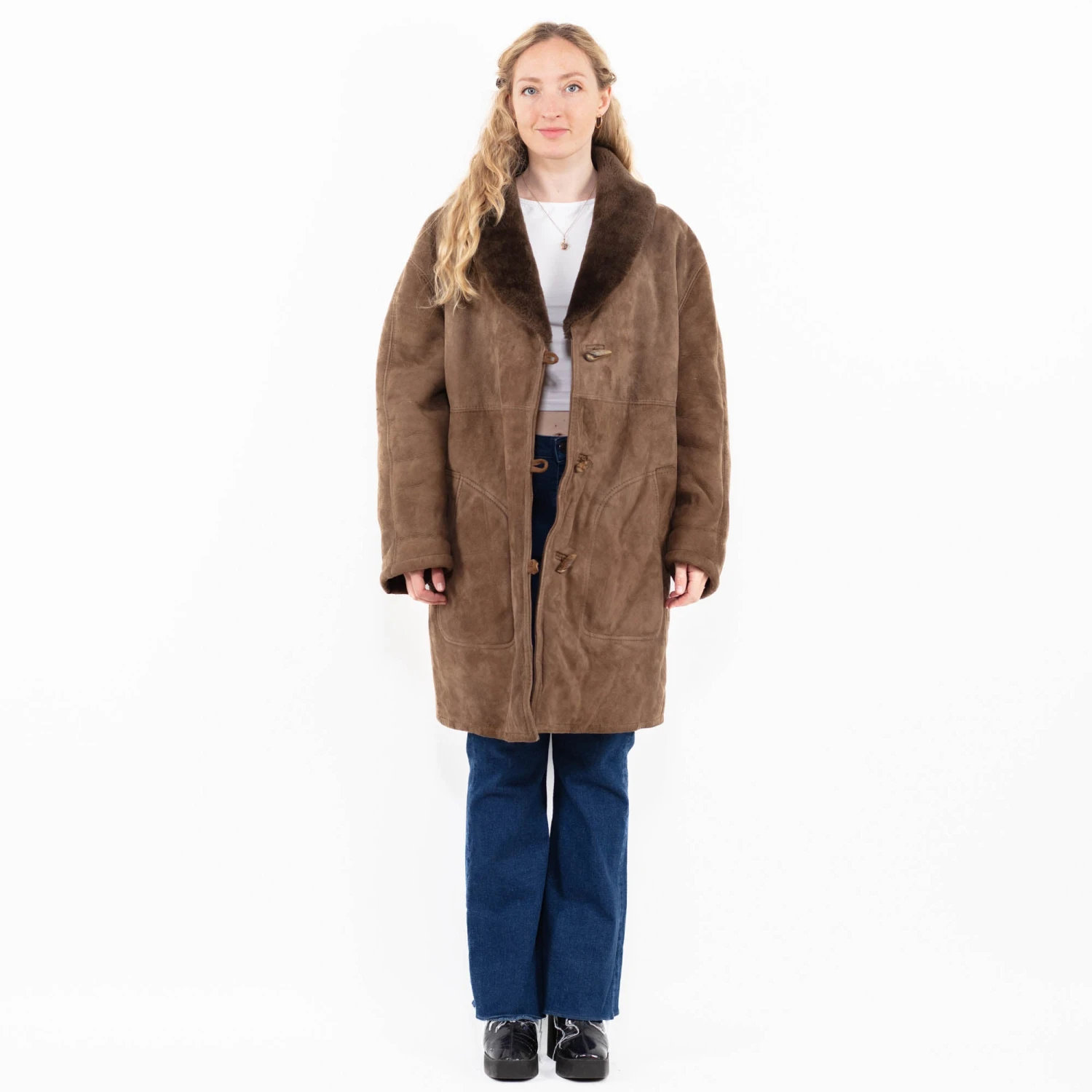 Vintage 70's Women Oversized Sheepskin Coat In Beige 5 Vintage 70's Women Oversized Sheepskin Coat In Beige - Image 5