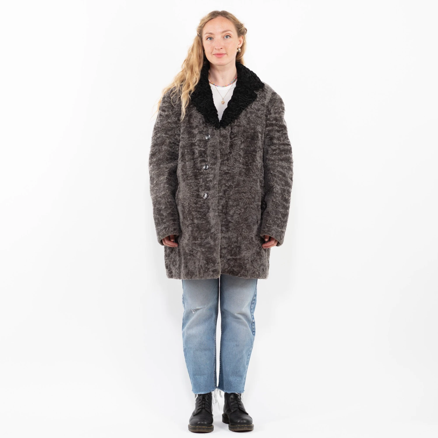 Vintage 70's Women Sheepskin WoolCoat In Gray 5 Vintage 70's Women Sheepskin WoolCoat In Gray - Image 5