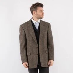 Vintage 70's Men Harris Tweed Jacket In Beige 9 Vintage 70's Men Harris Tweed Jacket In Beige -Northern Grip Square 0114 45c04b9b c36f 421b a568 f8517b0a80c9