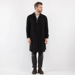 Vintage 80's Men Mac Coat In Black -Northern Grip Square 0118