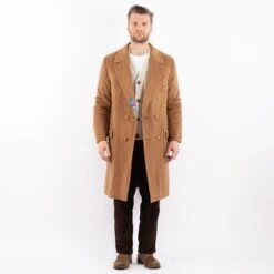 Vintage 60's Men Cashmere Wool Blend Coat In Beige -Northern Grip Square 0124 3669116b 4a32 480e af1f 7f5f54f08c83