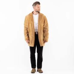 Vintage 90's Men Suede Sherpa Coat In Beige -Northern Grip Square 0126 3ec62e87 f9cc 4e48 bfa4 8ccee41686ea