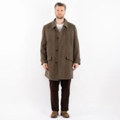 Vintage 70's Men Wool Coat In Green 9 Vintage 70's Men Wool Coat In Green -Northern Grip Square 0144 b9ad95ba 2cba 46ae 9124 50551d1a6d5d