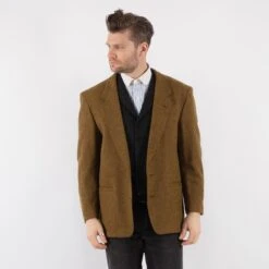 Vintage 70's Men Wool Blazer Jacket In Sand Brown 9 Vintage 70's Men Wool Blazer Jacket In Sand Brown -Northern Grip Square 0194