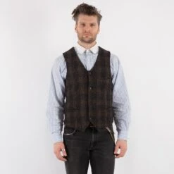 Vintage 00's Men Harris Tweed Vest In Brown 9 Vintage 00's Men Harris Tweed Vest In Brown -Northern Grip Square 0256
