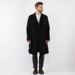 Vintage 90's Men Trench Coat In Black 9 Vintage 90's Men Trench Coat In Black -Northern Grip Square 0269 3040e537 4766 4a3a 8e8c 3d3eace66ccb