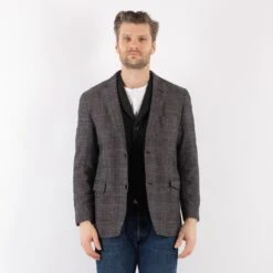 Vintage 00's Men Wool Blend Blazer Jacket In Gray 9 Vintage 00's Men Wool Blend Blazer Jacket In Gray -Northern Grip Square 0392 2cd39f6e 2ac2 4be6 ae5b 8da74021a56e