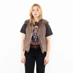 Vintage 00's Women Faux Sheepskin Vest In Beige 9 Vintage 00's Women Faux Sheepskin Vest In Beige -Northern Grip Square 0409 0acf461d aa48 4c64 9b49 d579f2f1eb1f