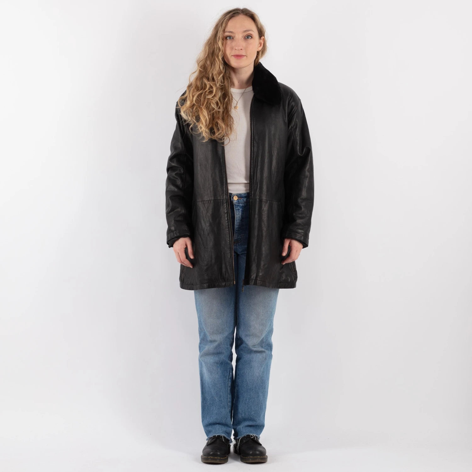 Vintage 90's Women Leather Sherpa Coat In Black 5 Vintage 90's Women Leather Sherpa Coat In Black - Image 5
