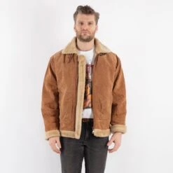 Vintage 00's Men Suede Sherpa Jacket In Beige 9 Vintage 00's Men Suede Sherpa Jacket In Beige -Northern Grip Square 0766 aa5d7a78 41e7 41cf b20e fba2a313ed11