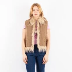 Vintage 90's Women Faux Sheepskin Vest In Beige 9 Vintage 90's Women Faux Sheepskin Vest In Beige -Northern Grip Square 0784 66a9022e 6ed1 4f38 95f2 453504d028a3