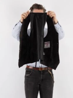 Vintage 00's Men Harris Tweed Vest In Brown 8 Vintage 00's Men Harris Tweed Vest In Brown -Northern Grip Vintage 00s Men Hariss Tweed Vest 0259