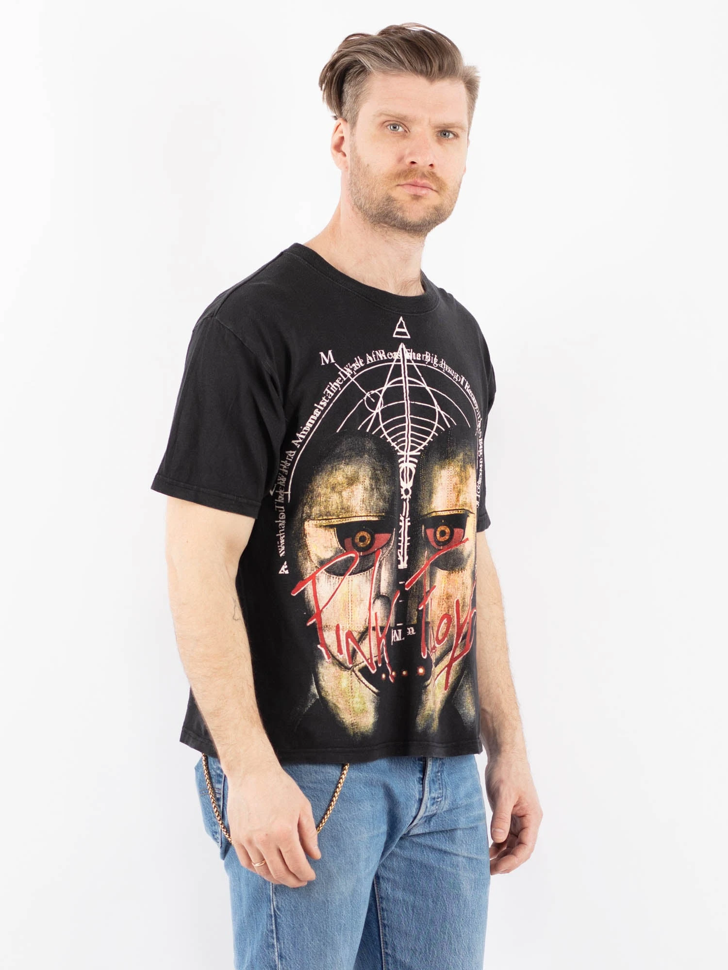 Vintage 00's Men Pink Floyd Print T-Shirt In Gray 3 Vintage 00's Men Pink Floyd Print T-Shirt In Gray - Image 3