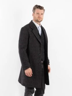 Vintage 00's Men Harris Tweed Overcoat In Gray 7 Vintage 00's Men Harris Tweed Overcoat In Gray -Northern Grip Vintage 00s Men Tweed Coat 0089