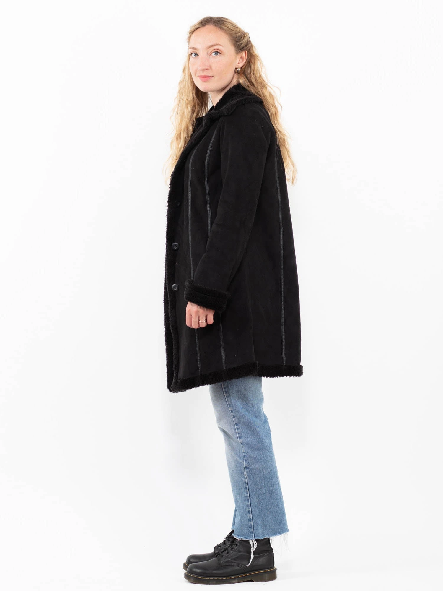 Vintage 00's Women Faux Sheepskin Coat In Black 3 Vintage 00's Women Faux Sheepskin Coat In Black - Image 3