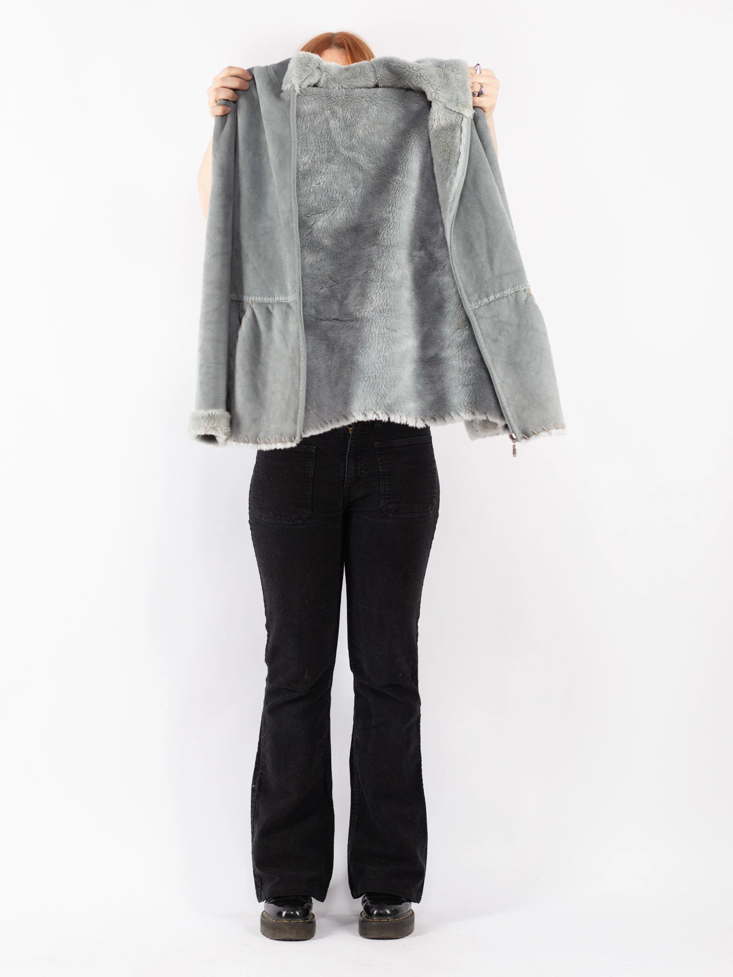 Vintage 00's Women Sherpa Coat In Gray 4 Vintage 00's Women Sherpa Coat In Gray - Image 4