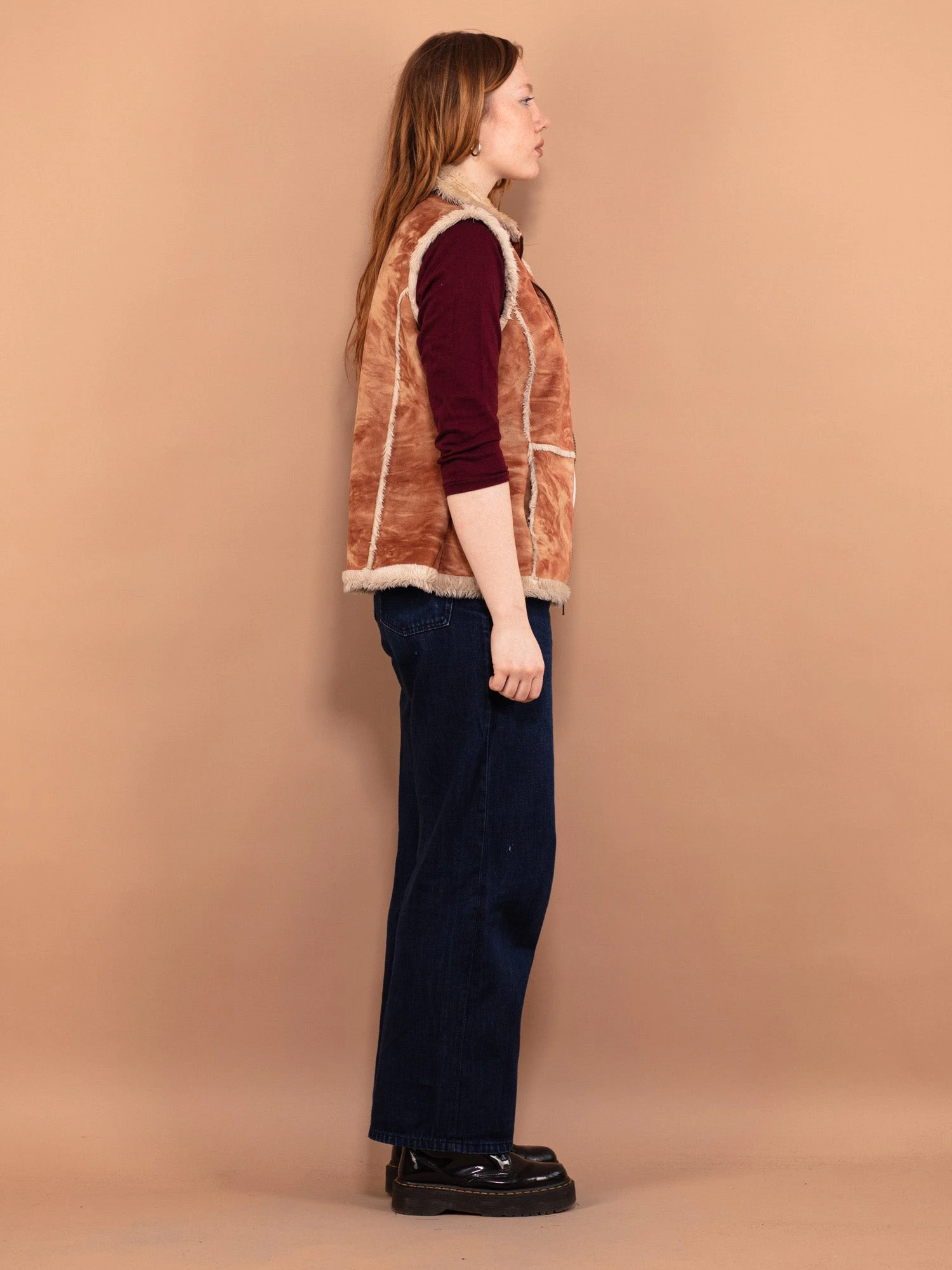 Vintage 00's Women Faux Sheepskin Vest In Beige Brown 3 Vintage 00's Women Faux Sheepskin Vest In Beige Brown - Image 3