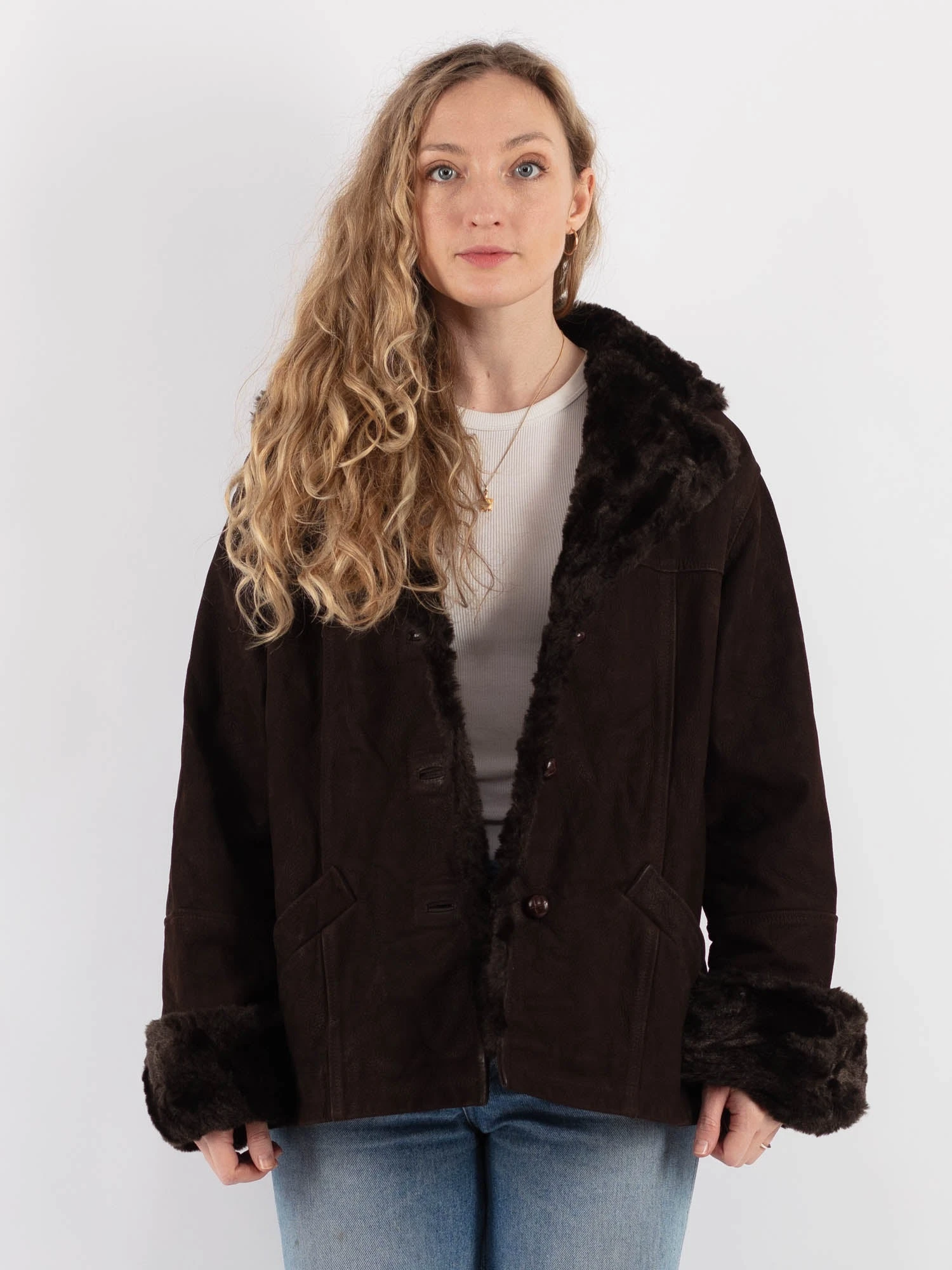 Vintage 00's Women Leather Sherpa Jacket In Brown 1 Vintage 00's Women Leather Sherpa Jacket In Brown