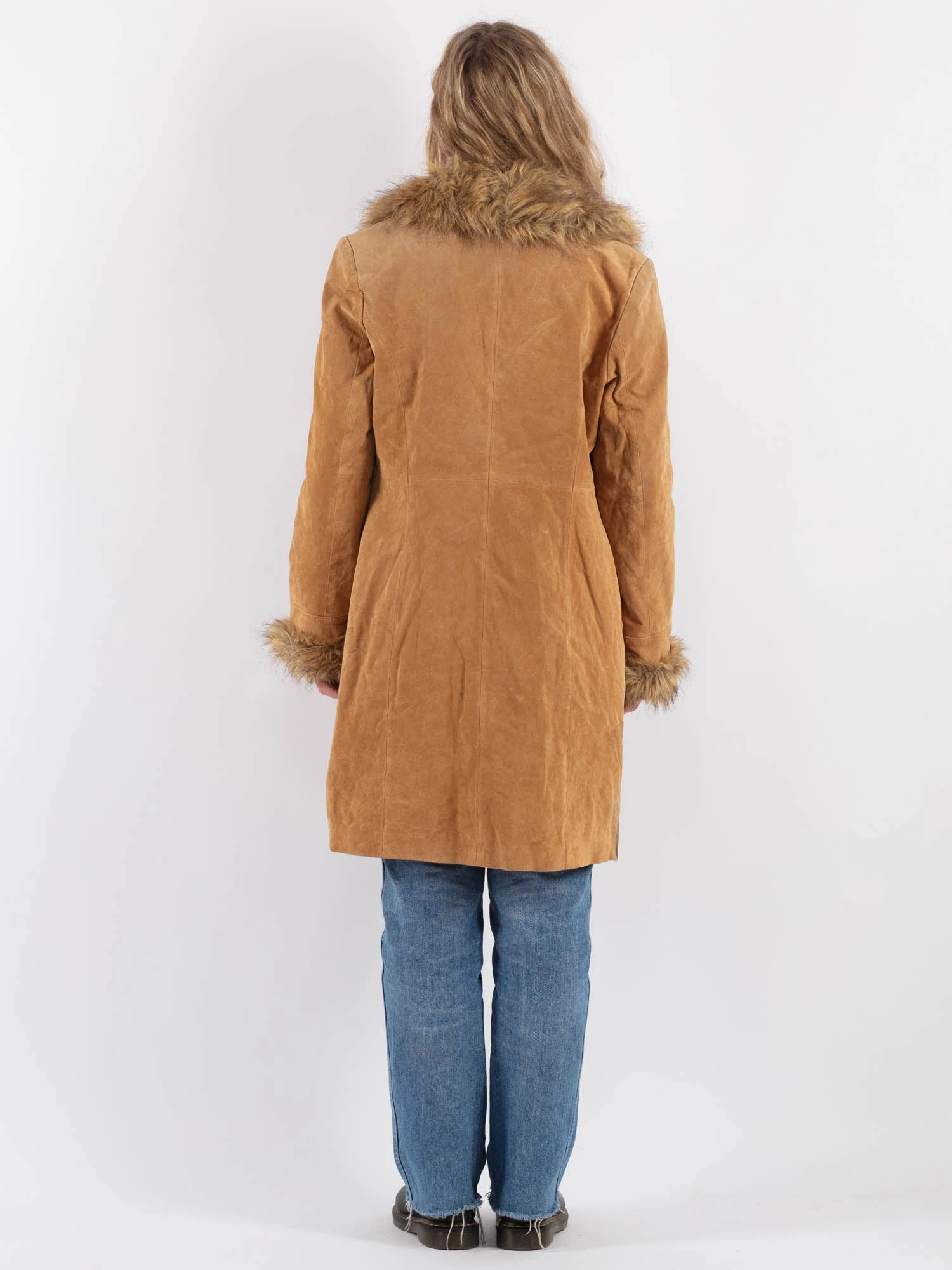 Vintage 00's Women Suede Sherpa Coat In Beige 2 Vintage 00's Women Suede Sherpa Coat In Beige - Image 2