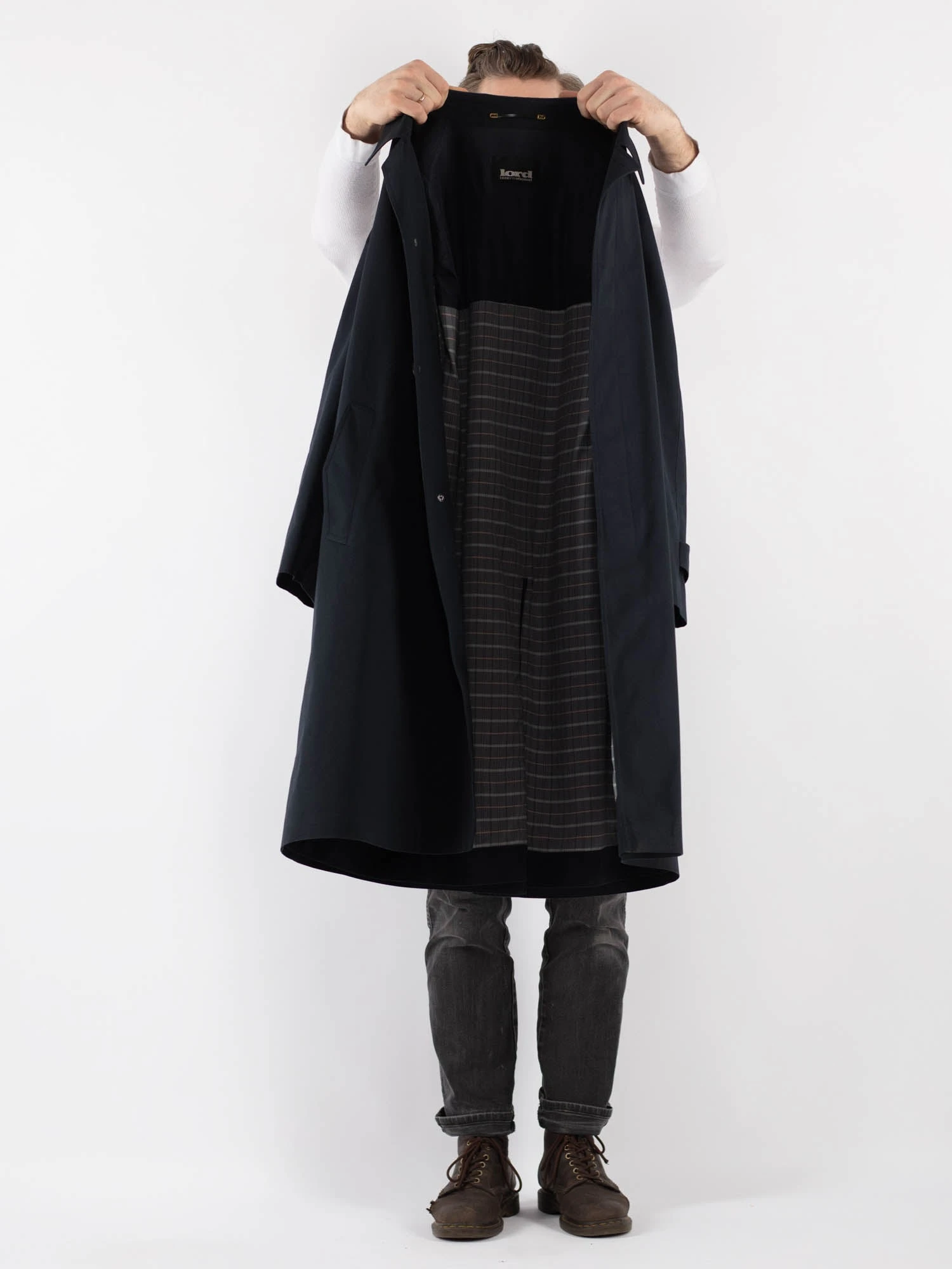 Vintage 70's Men Mac Coat In Blue 4 Vintage 70's Men Mac Coat In Blue - Image 4