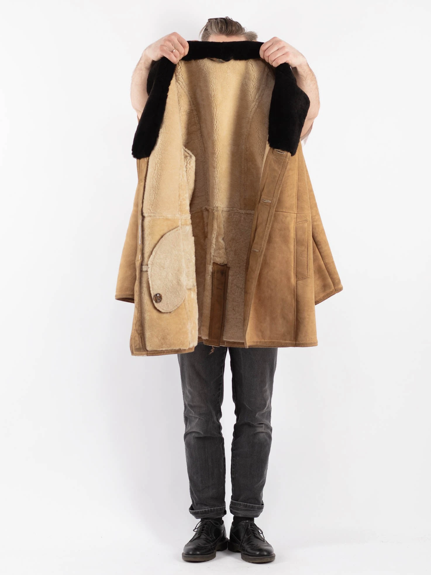 Vintage 70's Men Sheepskin Shearling Coat In Beige 4 Vintage 70's Men Sheepskin Shearling Coat In Beige - Image 4