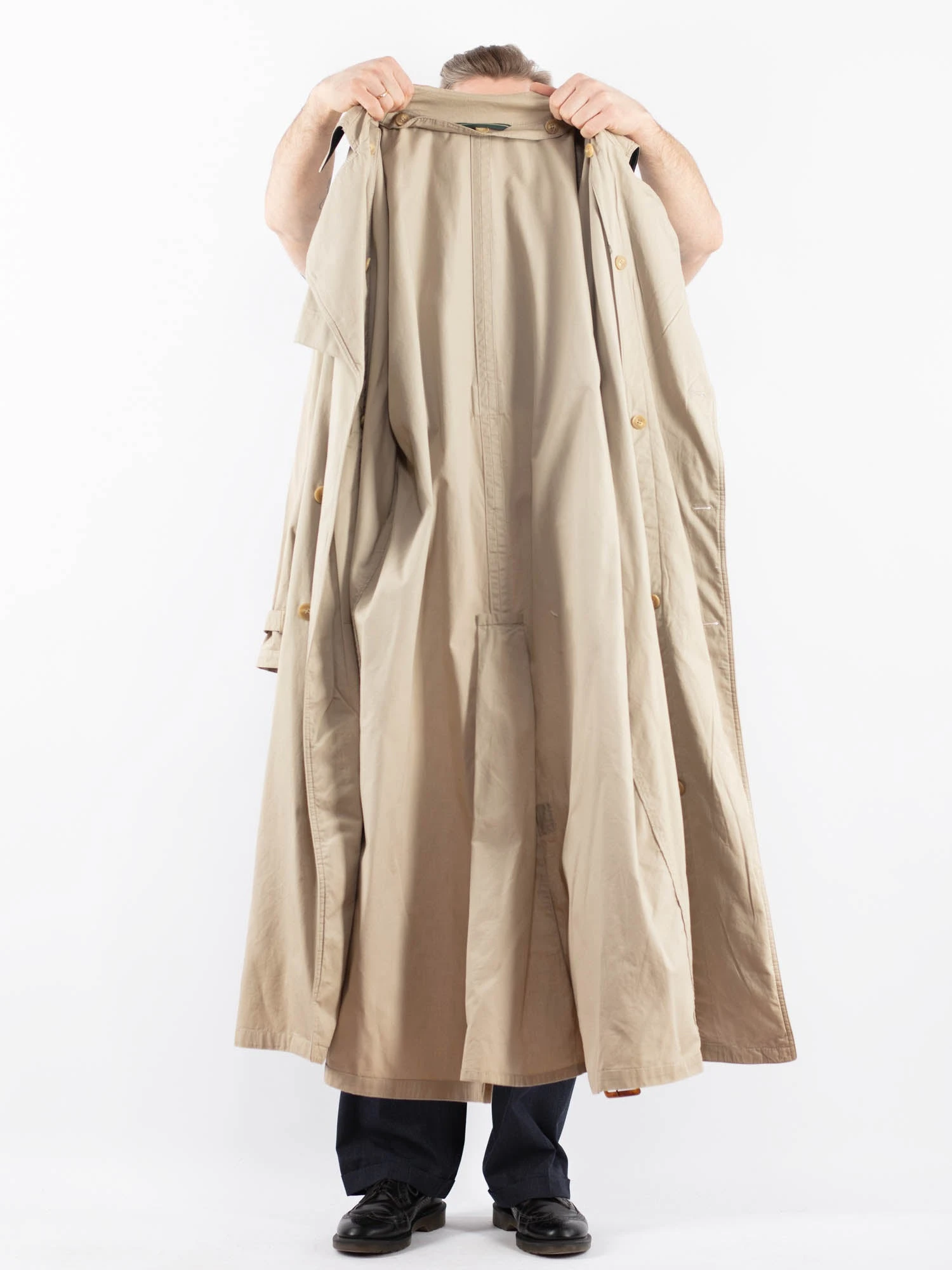 Vintage 70's Men Oversized Trench Coat In Beige 4 Vintage 70's Men Oversized Trench Coat In Beige - Image 4