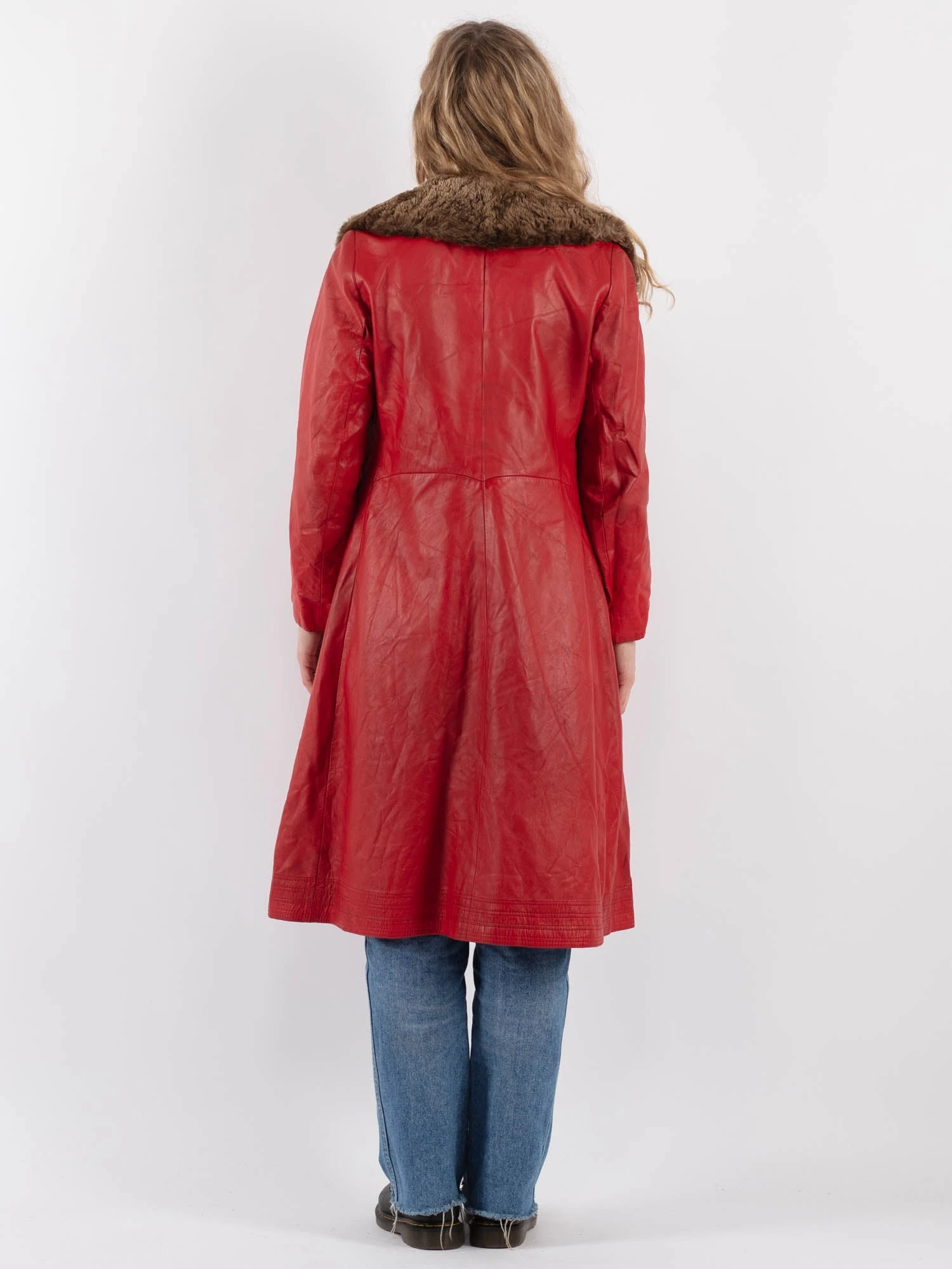 Vintage 70's Women Leather Coat In Red 2 Vintage 70's Women Leather Coat In Red - Image 2