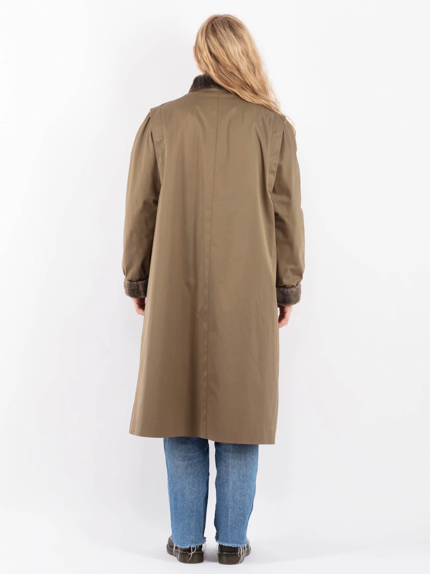 Vintage 70's Women Mac Coat In Brown 2 Vintage 70's Women Mac Coat In Brown - Image 2