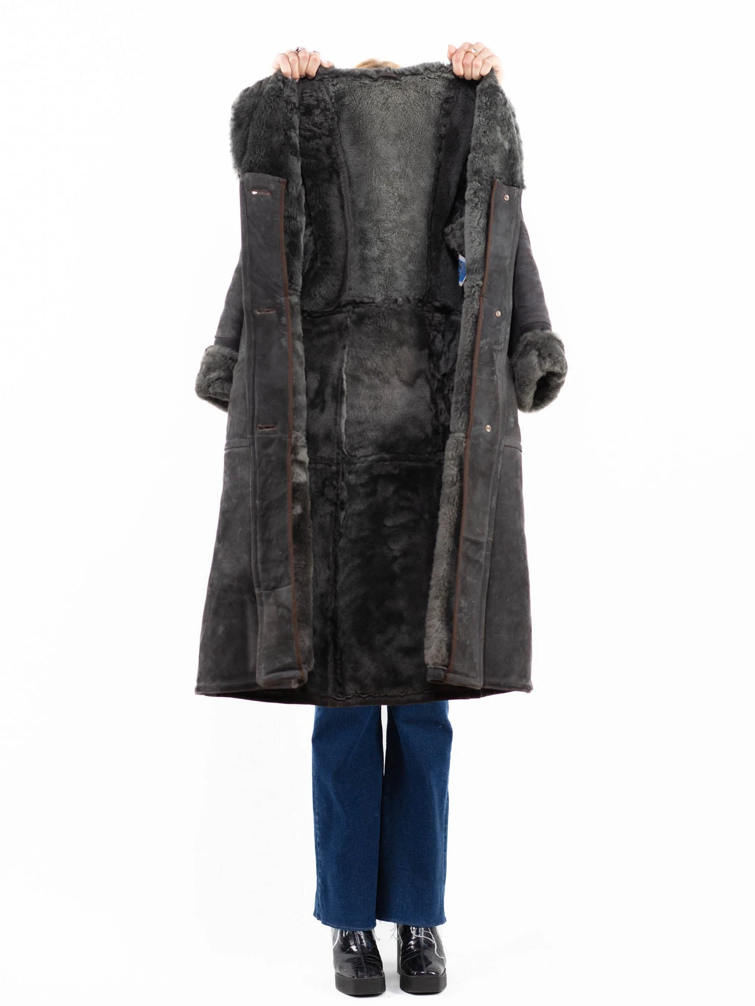 Vintage 70's Women Sheepskin Coat In Gray 4 Vintage 70's Women Sheepskin Coat In Gray - Image 4