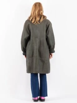 Vintage 70's Women Sheepskin Coat In Sage Green 6 Vintage 70's Women Sheepskin Coat In Sage Green -Northern Grip Vintage 70s Women Sheepskin Coat 0203 31846ec1 be18 471e b6cd 3b2cdc9f7bd0
