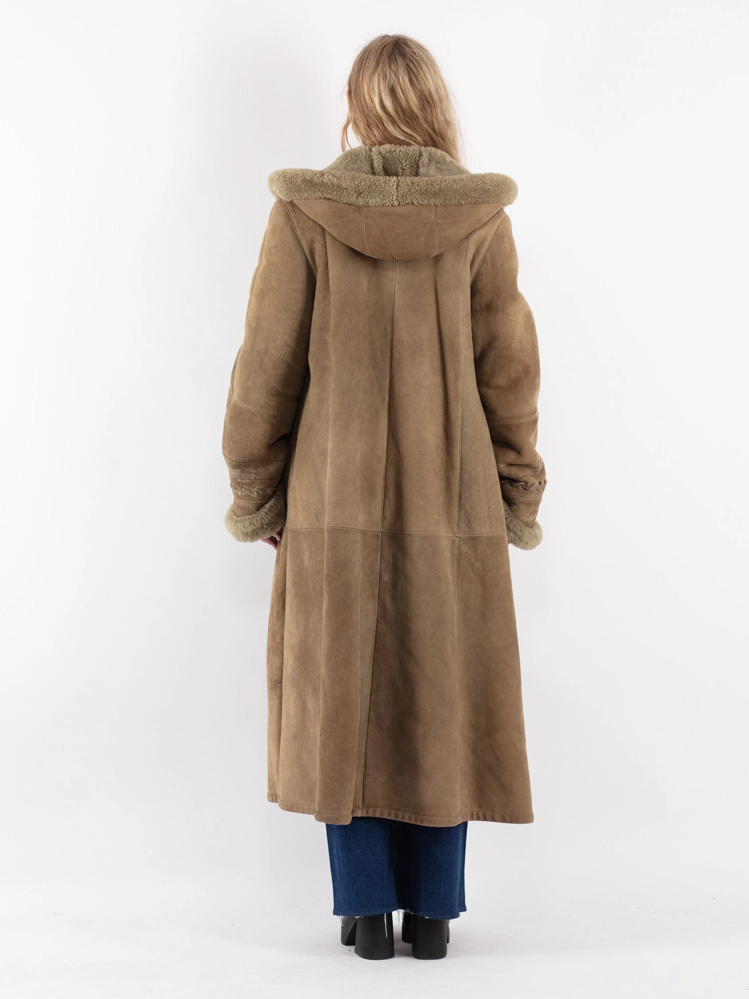 Vintage 70's Women Sheepskin Coat In Beige 2 Vintage 70's Women Sheepskin Coat In Beige - Image 2