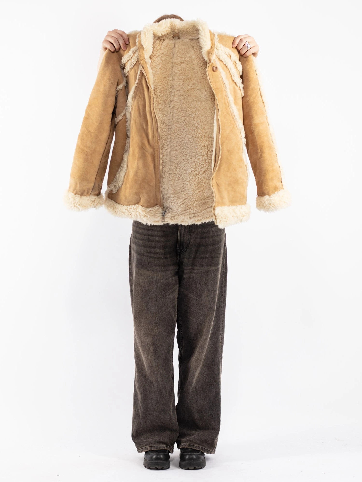 Vintage 70's Women Sheepskin Jacket In Beige 4 Vintage 70's Women Sheepskin Jacket In Beige - Image 4
