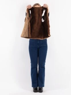 Vintage 70's Women Sheepskin Vest In Beige 7 Vintage 70's Women Sheepskin Vest In Beige -Northern Grip Vintage 70s Women Sheepskin Vest 0848 6e173cbd 9a8b 42c7 b5fa a2b5b3b77087