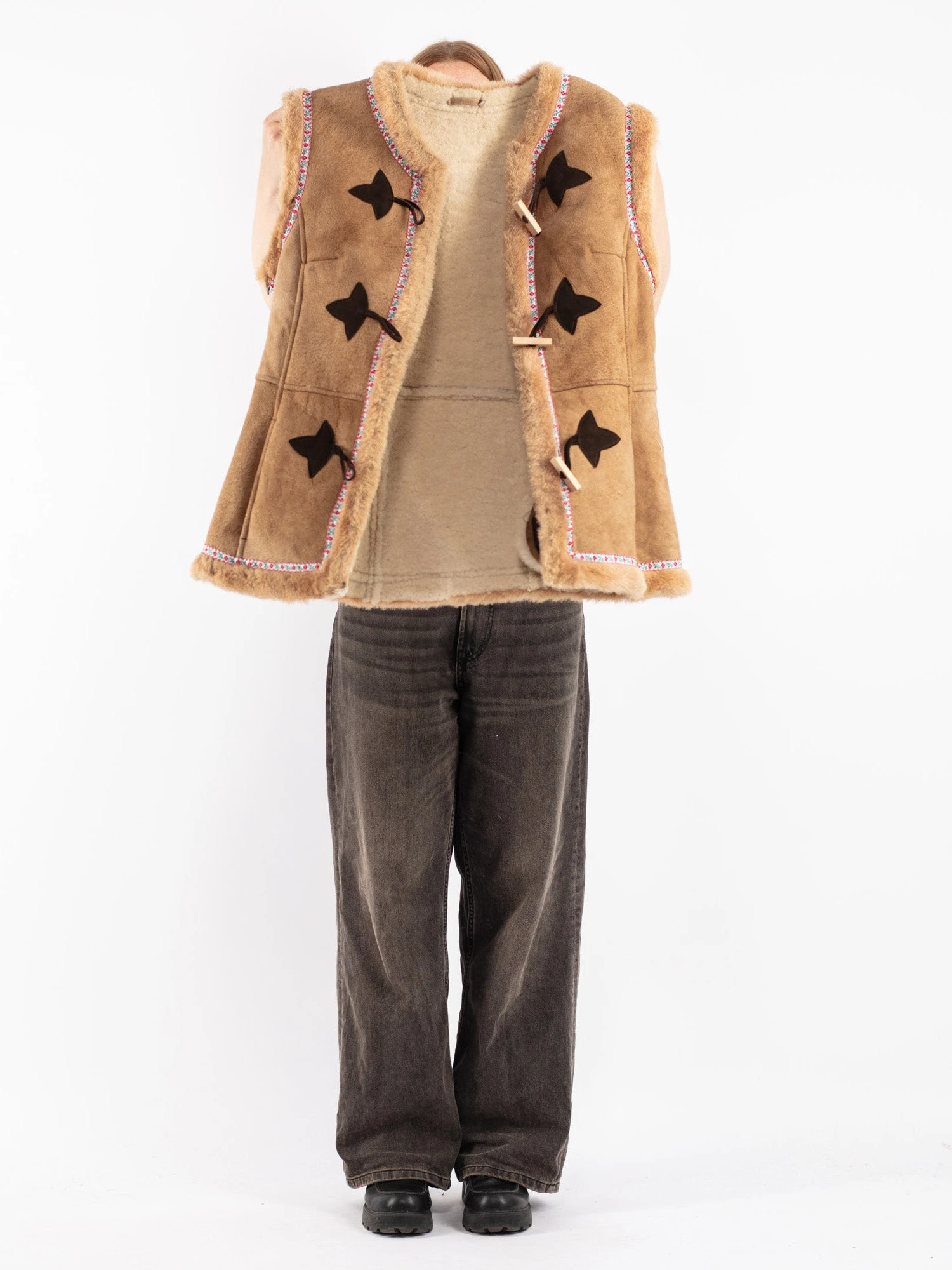 Vintage 70's Women Sheepskin Shearling Vest In Beige 4 Vintage 70's Women Sheepskin Shearling Vest In Beige - Image 4