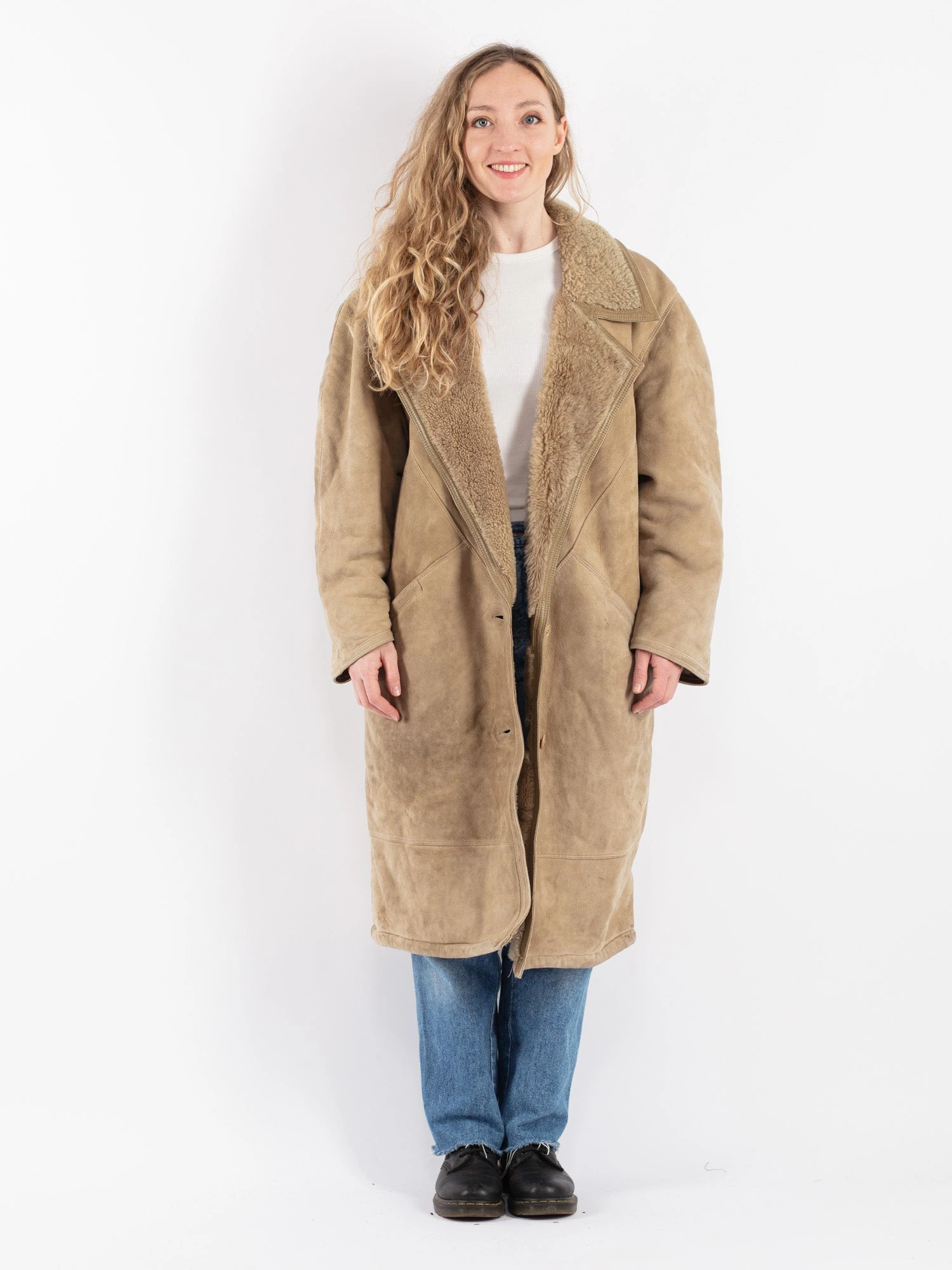 Vintage 80's Women Sheepskin Long Coat In Beige 1 Vintage 80's Women Sheepskin Long Coat In Beige