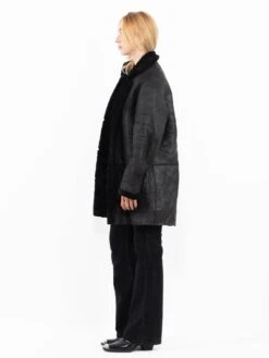 Vintage 80's Women Sheepskin Coat In Black 7 Vintage 80's Women Sheepskin Coat In Black -Northern Grip Vintage 80s Women Sheepskin Coat 0188 83f3b49c b477 4f39 a694 242c95d63bcd
