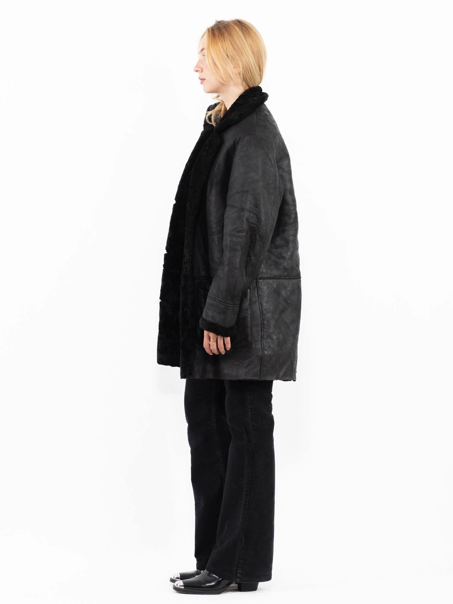 Vintage 80's Women Sheepskin Coat In Black 3 Vintage 80's Women Sheepskin Coat In Black - Image 3