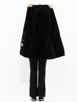 Vintage 80's Women Sheepskin Coat In Black 8 Vintage 80's Women Sheepskin Coat In Black -Northern Grip Vintage 80s Women Sheepskin Coat 0190 1ede3b33 46f4 4e31 b6fa 0af5ff05988e