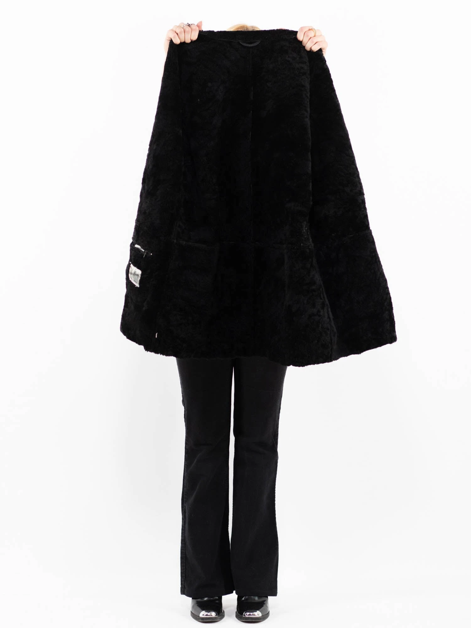 Vintage 80's Women Sheepskin Coat In Black 4 Vintage 80's Women Sheepskin Coat In Black - Image 4