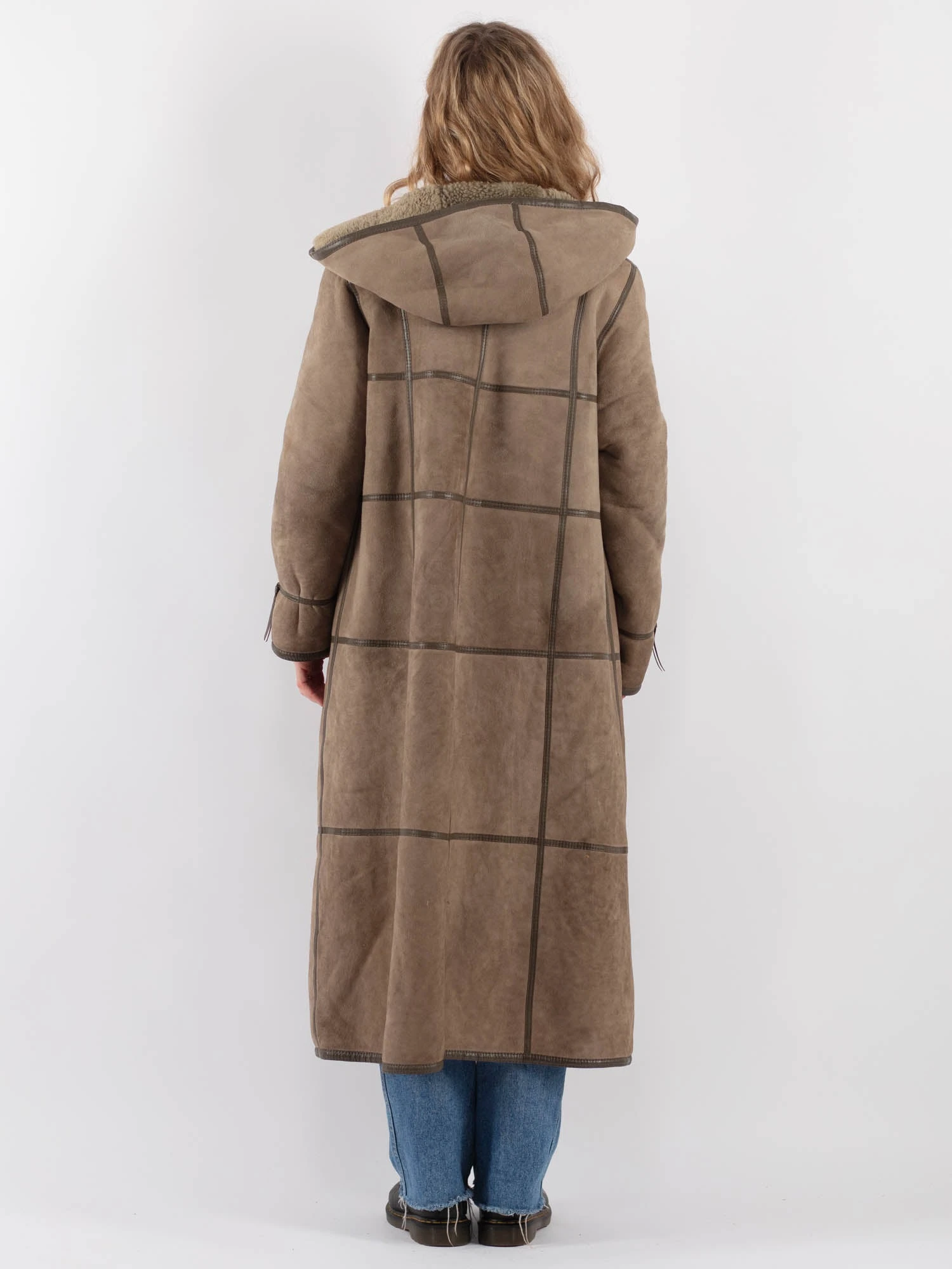 Vintage 80's Women Hooded Sheepskin Long Coat In Beige 2 Vintage 80's Women Hooded Sheepskin Long Coat In Beige - Image 2