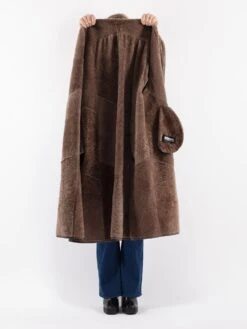 Vintage 80's Women Sheepskin Long Coat In Brown 8 Vintage 80's Women Sheepskin Long Coat In Brown -Northern Grip Vintage 80s Women Sheepskin Coat 0239 c600fd36 2167 4bb8 9be1 700e50f5dc14