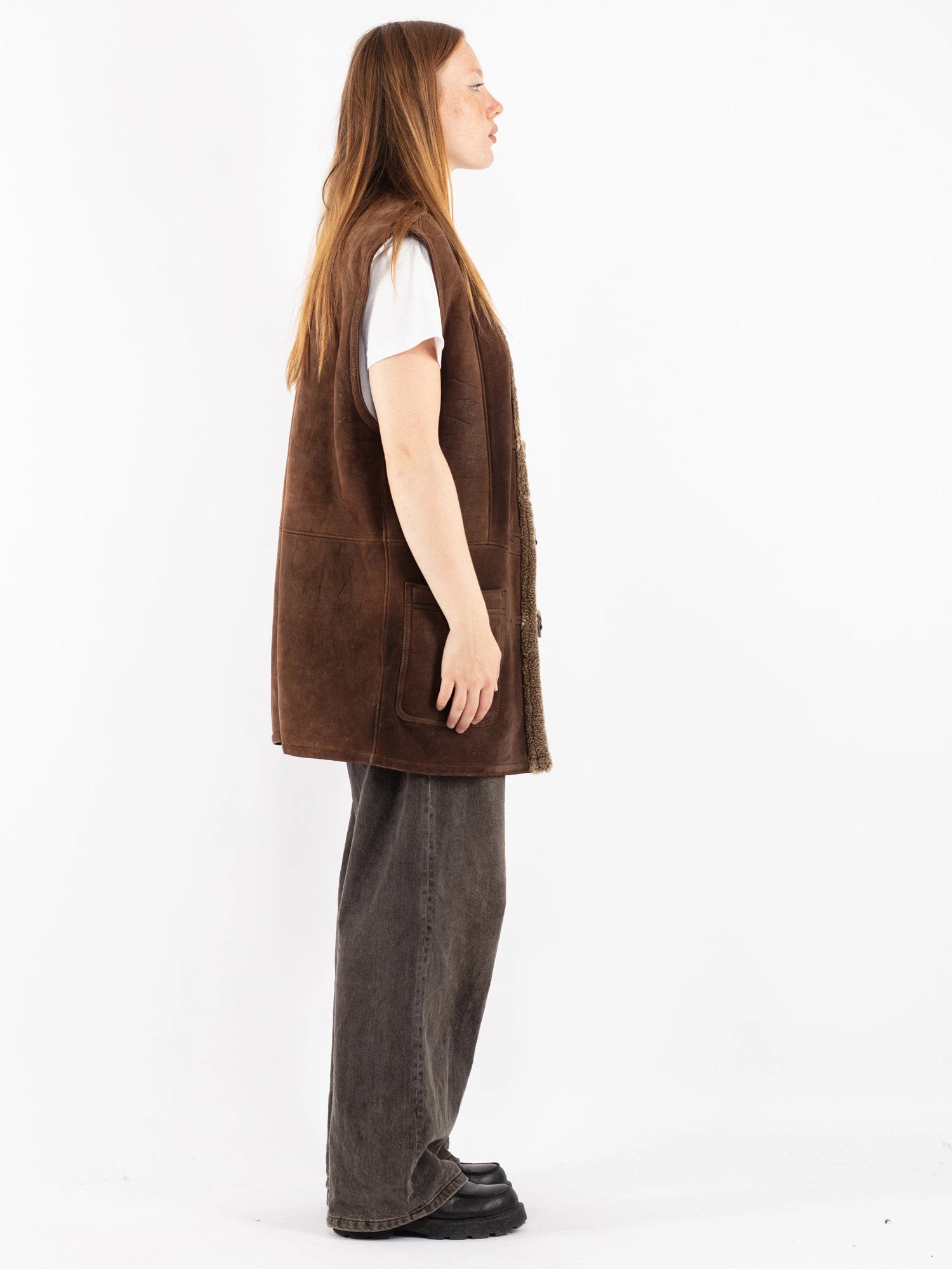 Vintage 80's Women Oversized Sheepskin Vest In Brown 2 Vintage 80's Women Oversized Sheepskin Vest In Brown - Image 2