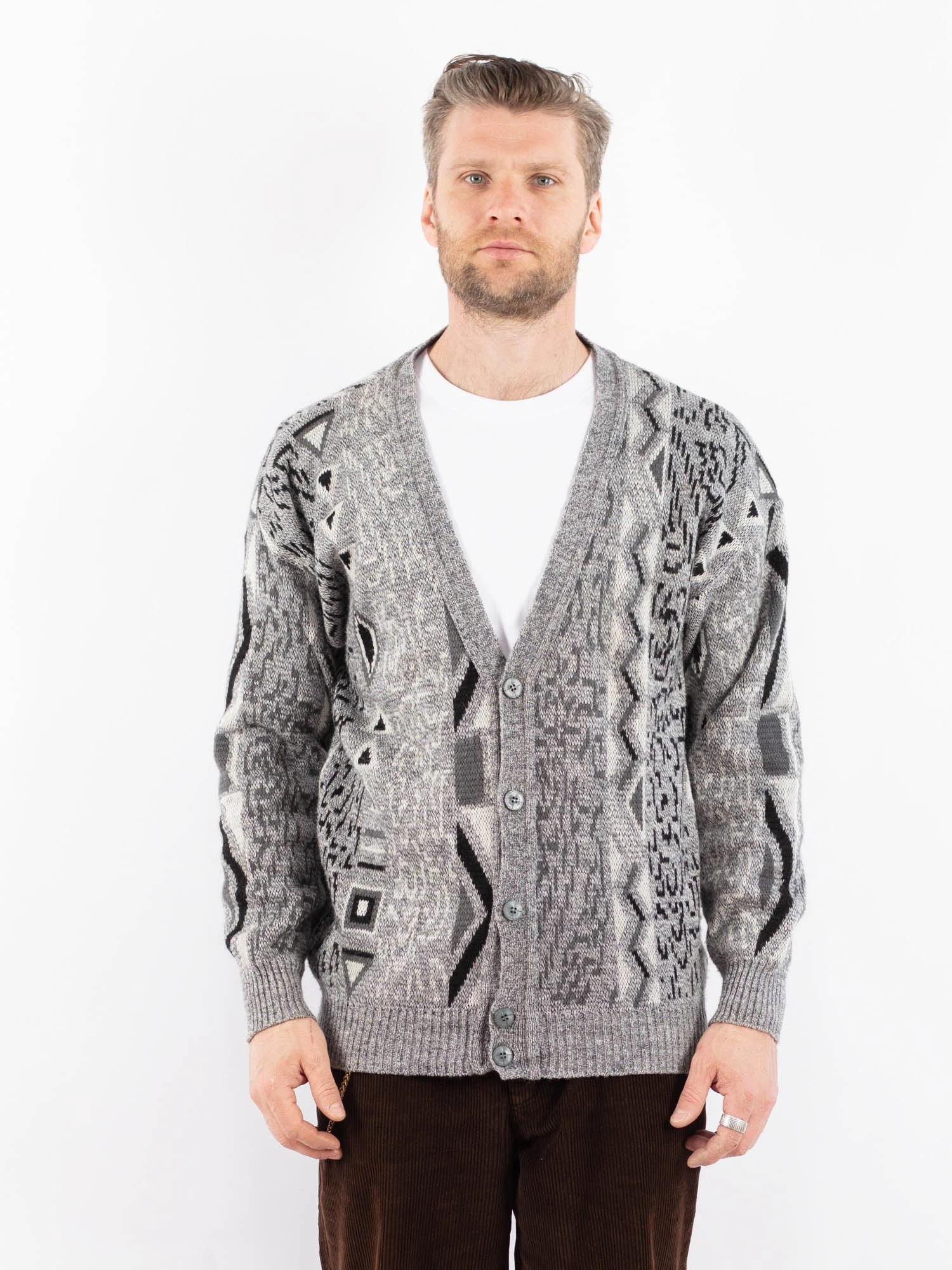 Vintage 90's Men Patterned Cardigan In Gray 1 Vintage 90's Men Patterned Cardigan In Gray